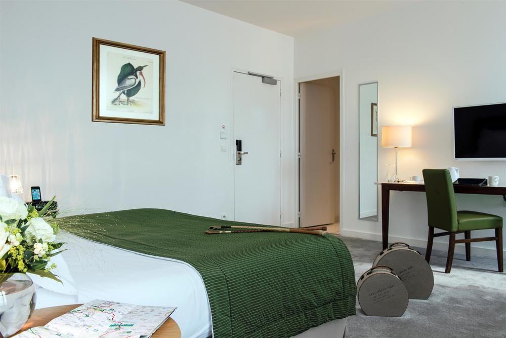 Hotel Country Club Yvré-lʼÉvêque Zewnętrze zdjęcie