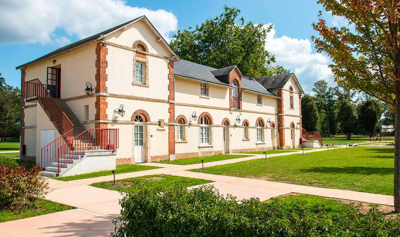 Hotel Country Club Yvré-lʼÉvêque Zewnętrze zdjęcie