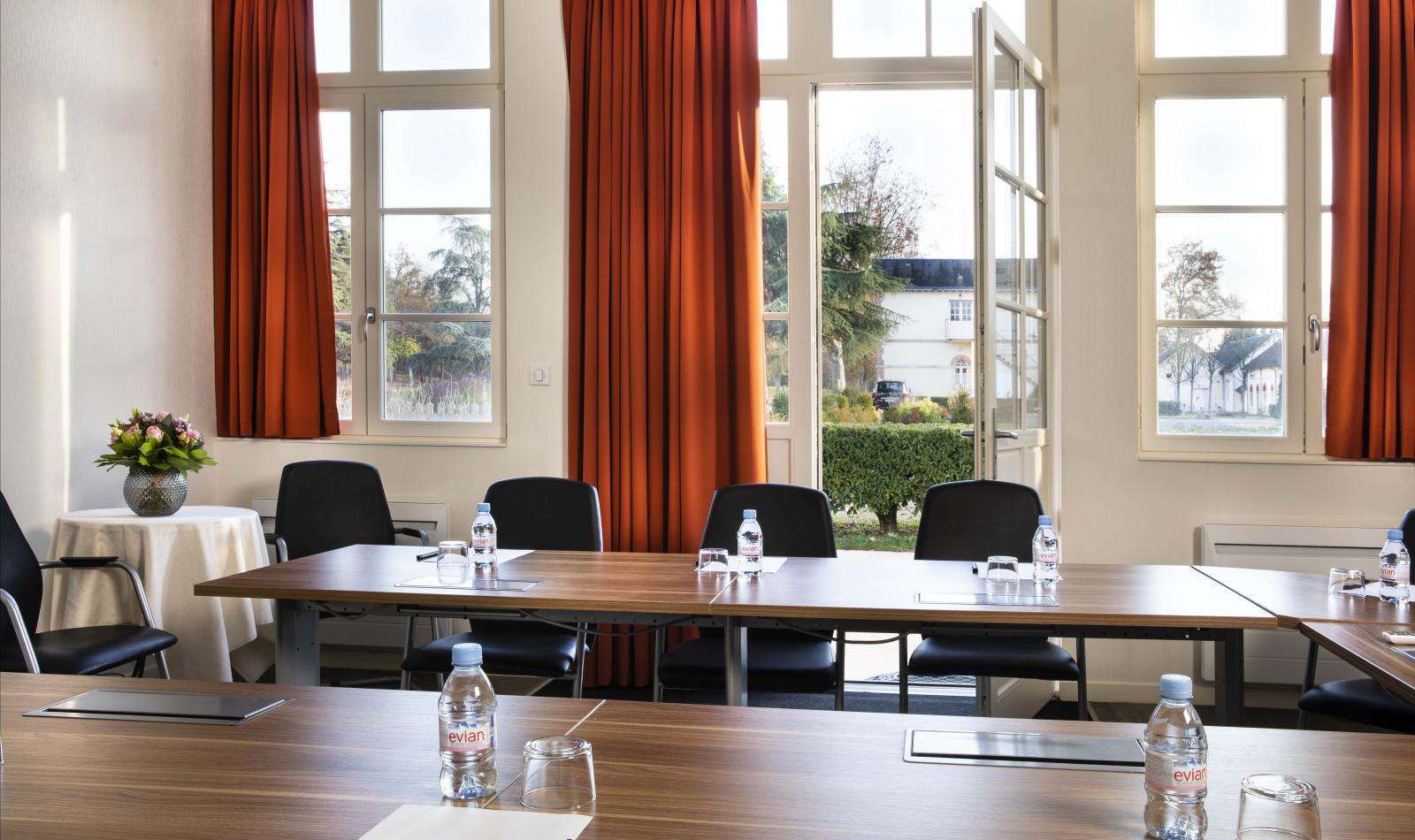 Hotel Country Club Yvré-lʼÉvêque Zaplecze biznesowe zdjęcie