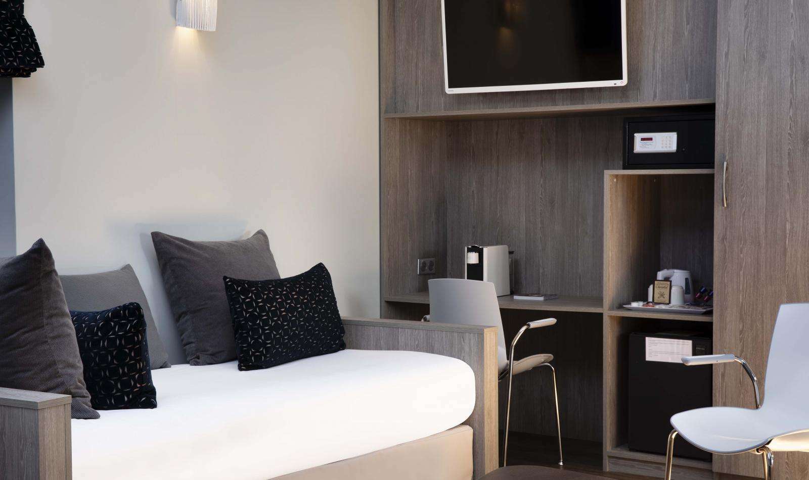 Hotel Country Club Yvré-lʼÉvêque Pokój zdjęcie