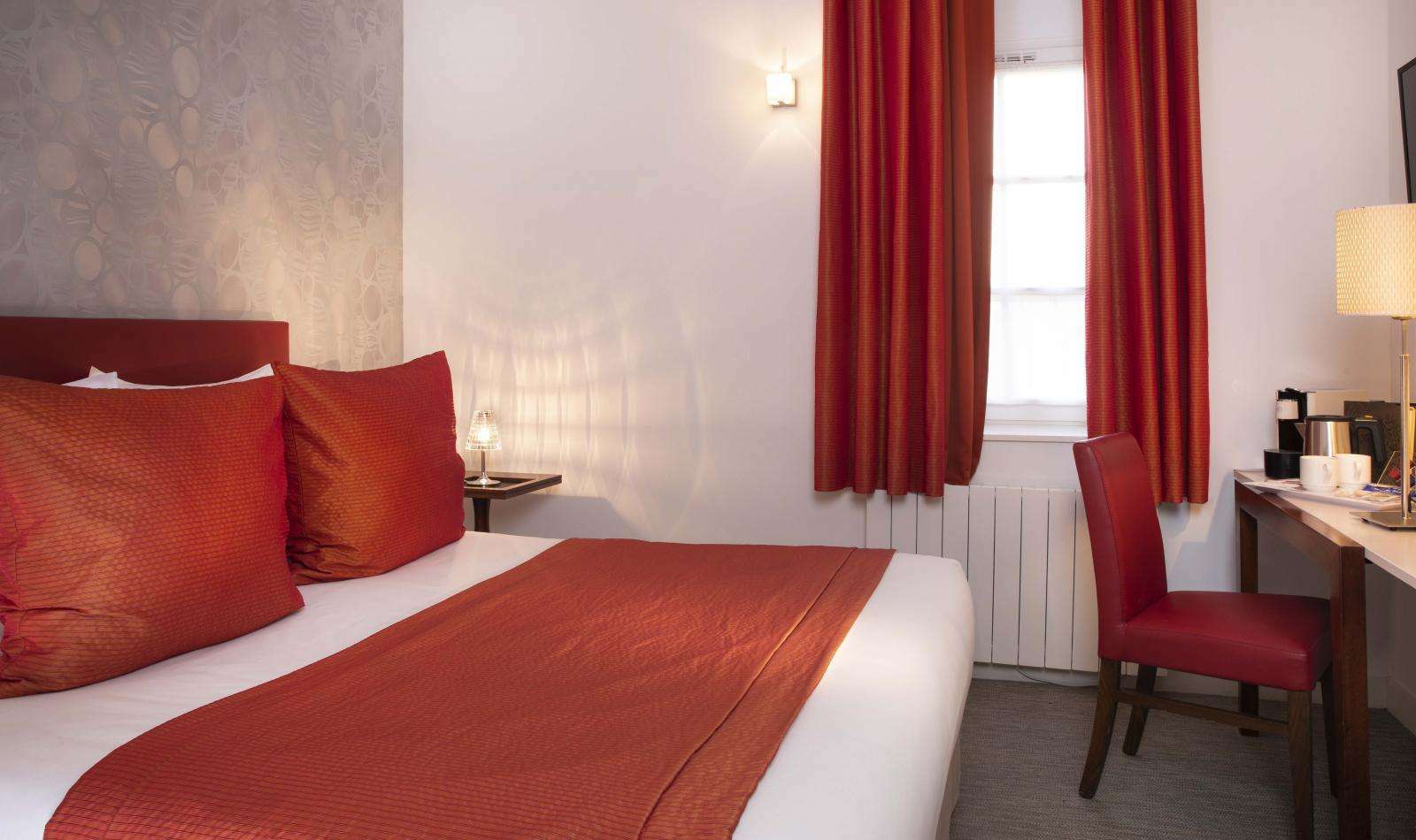Hotel Country Club Yvré-lʼÉvêque Pokój zdjęcie